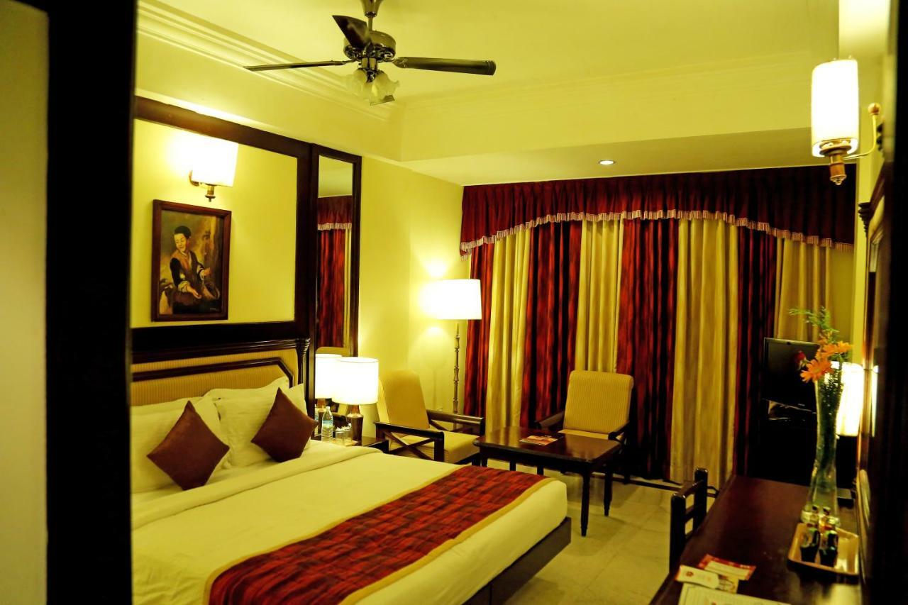 Anandha Inn Convention Centre And Suites Pondicherry Eksteriør bilde
